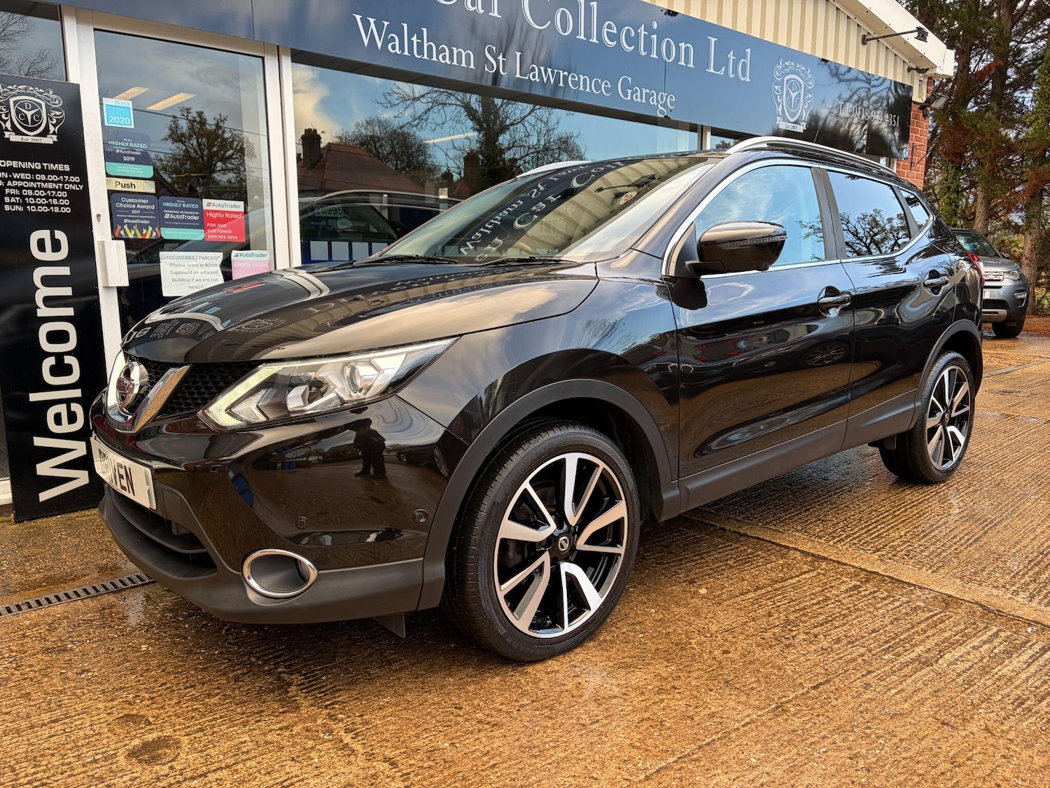 Used Nissan Qashqai 2017 for sale - 76965327: Photo 4