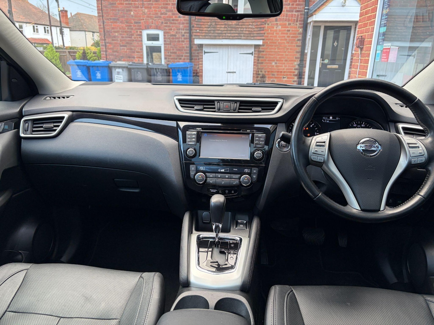 Used Nissan Qashqai 2017 for sale - 76965327: Photo 9