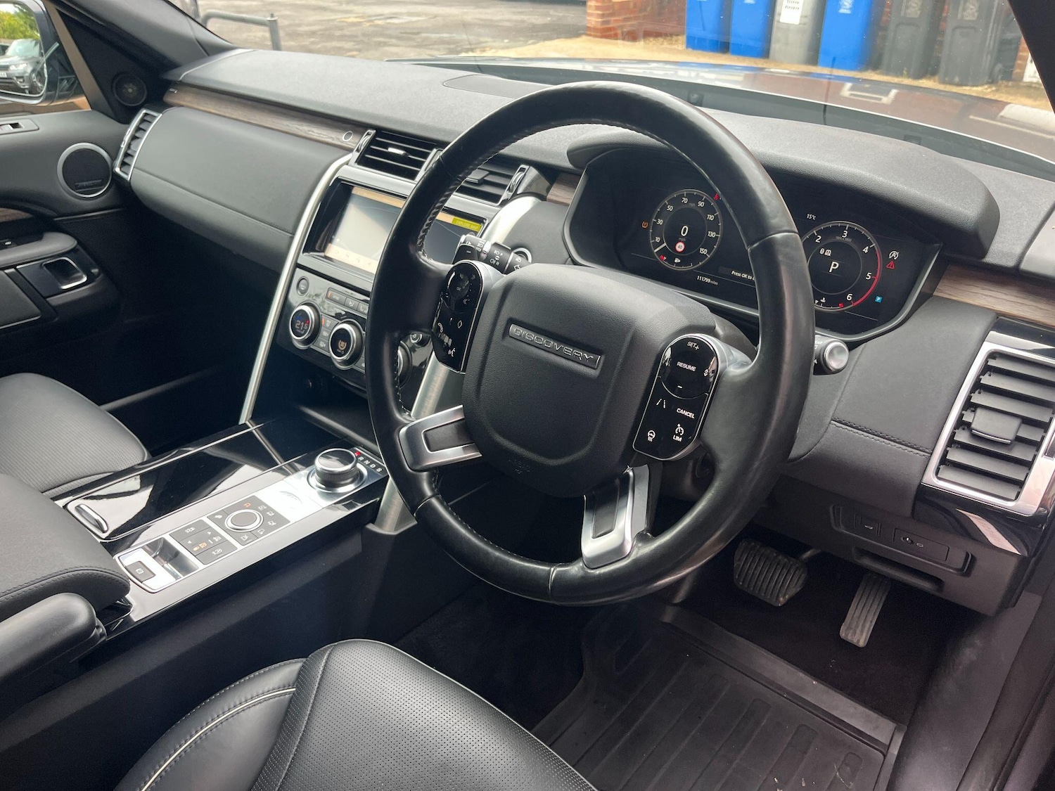 Used Land Rover Discovery 2019 for sale - 76990126: Photo 8