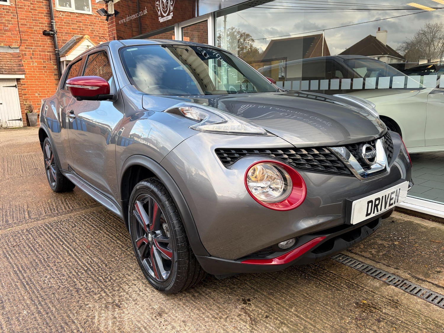 Used Nissan Juke 2016 for sale - 76801233: Photo 17