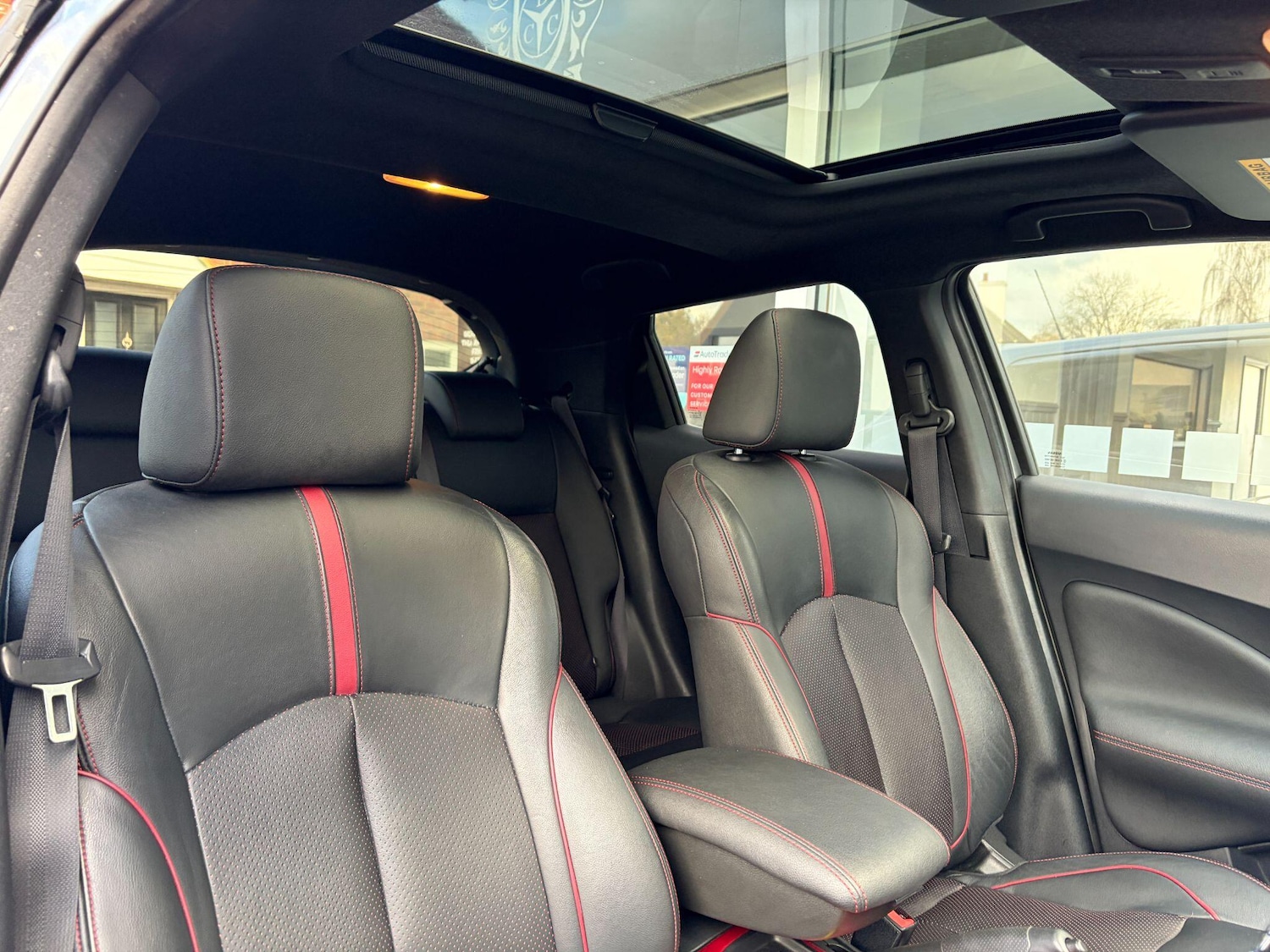 Used Nissan Juke 2016 for sale - 76801233: Photo 24