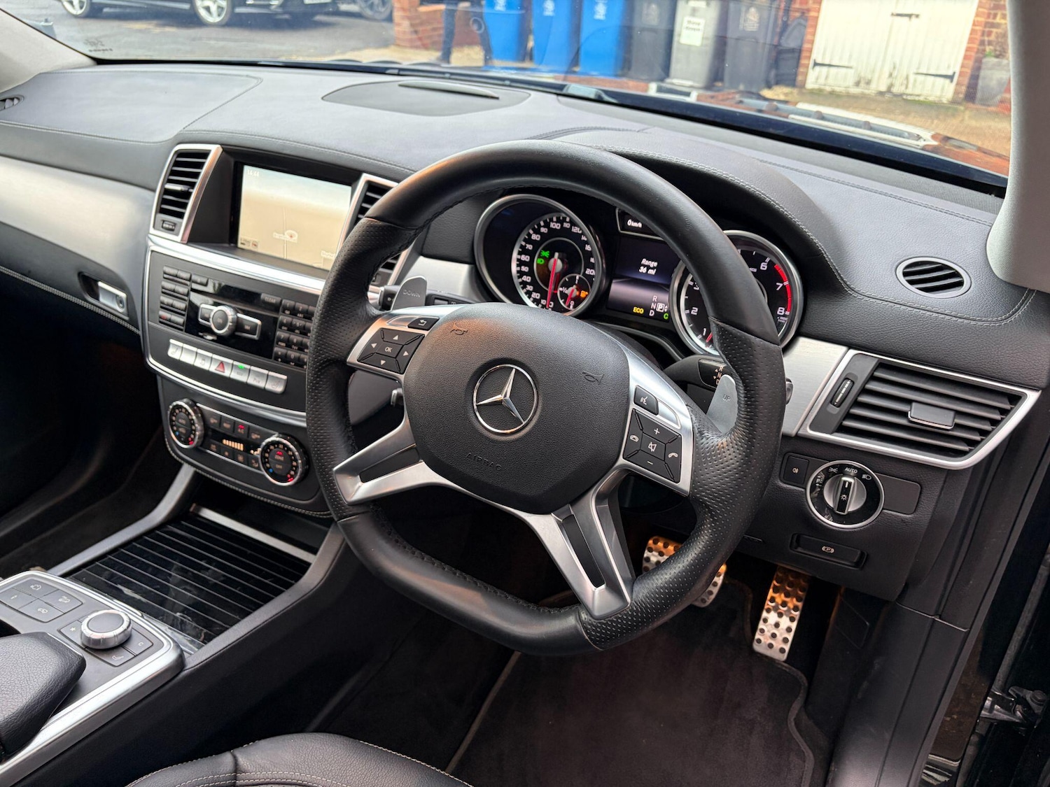 Used Mercedes-Benz GL Class 2014 for sale - 76976313: Photo 24