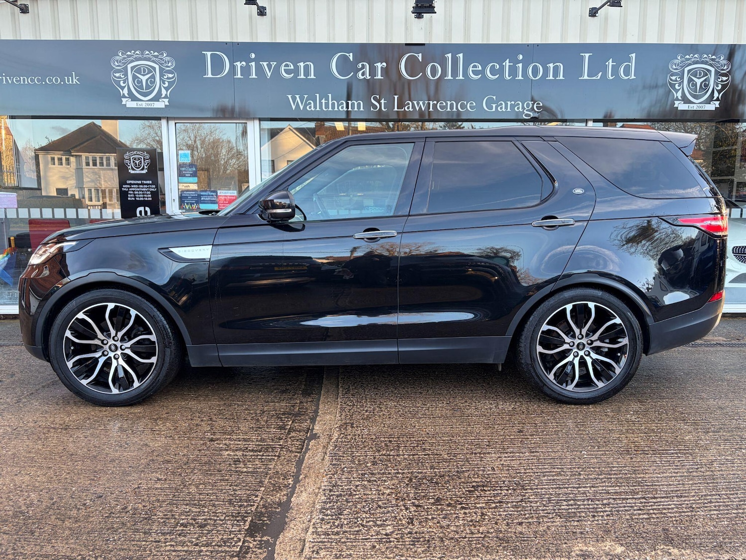 Used Land Rover Discovery 2018 for sale - 77229745: Photo 5