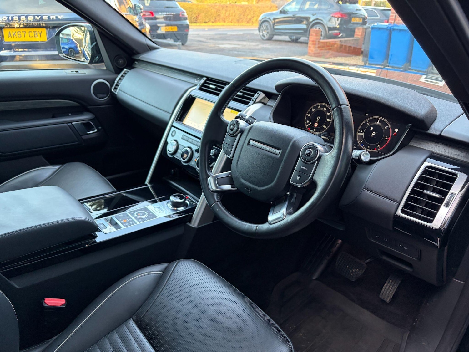 Used Land Rover Discovery 2018 for sale - 77229745: Photo 8