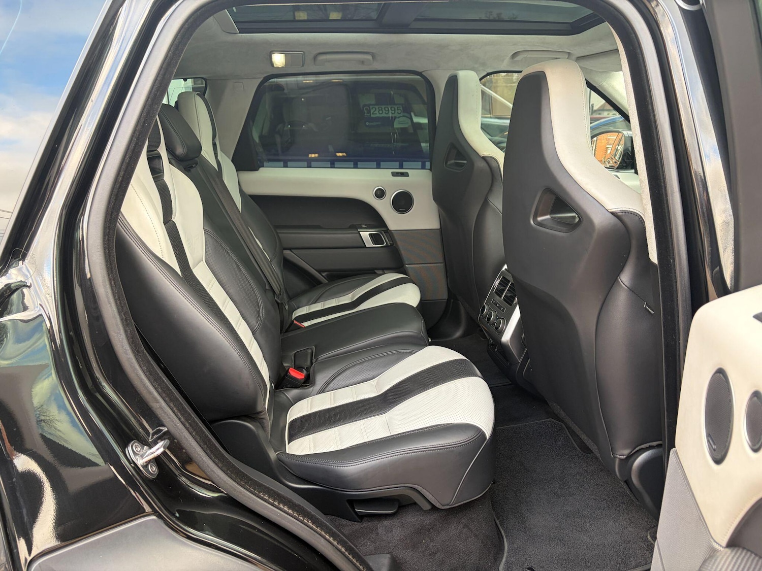 Used Land Rover Range Rover Sport 2017 for sale - 76632937: Photo 13