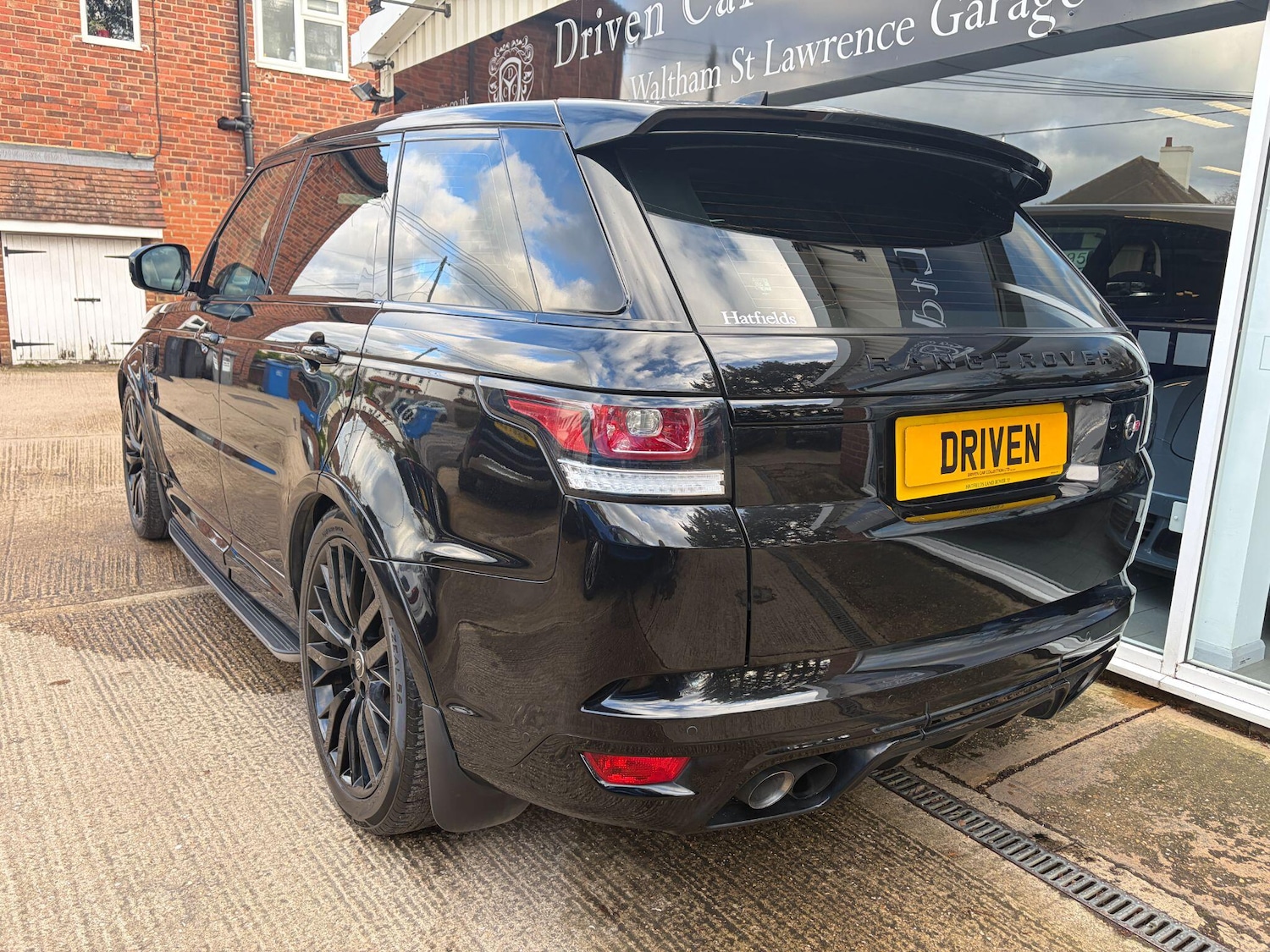 Used Land Rover Range Rover Sport 2017 for sale - 76632937: Photo 6