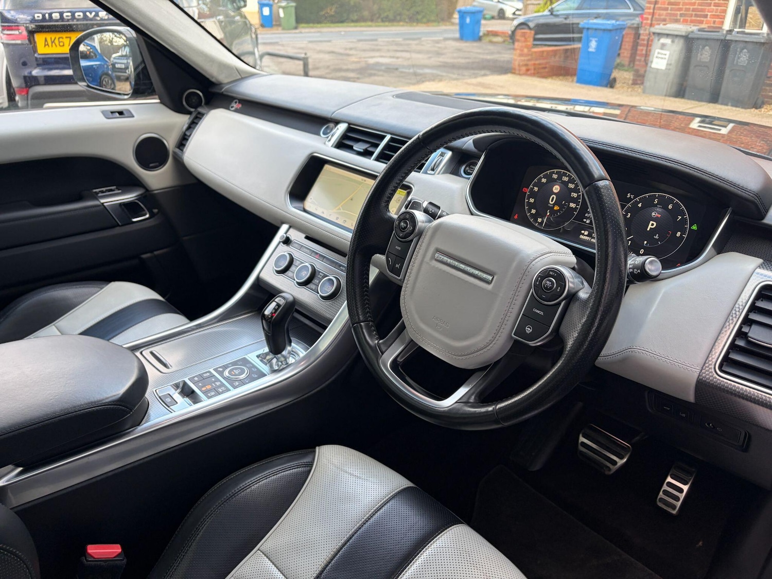 Used Land Rover Range Rover Sport 2017 for sale - 76632937: Photo 8