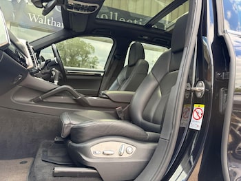 Used Porsche Cayenne 2012 for sale - 78965453: Photo