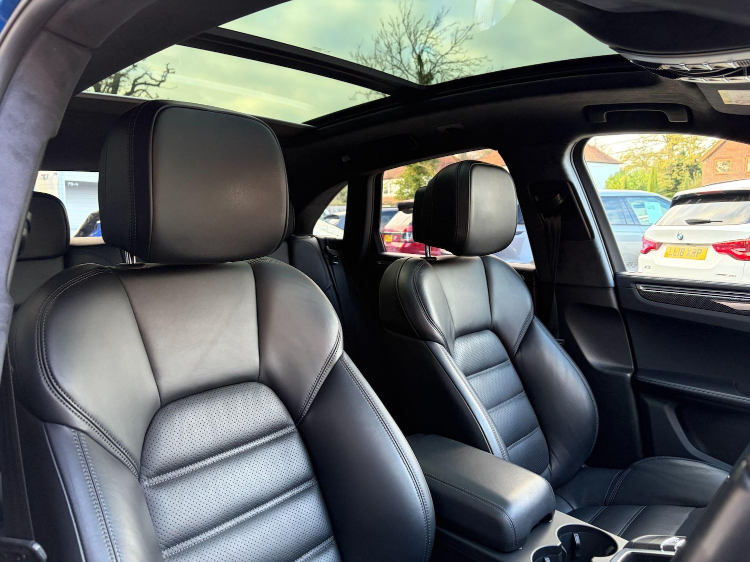 Used Porsche Macan 2017 for sale - 76633022: Photo 23