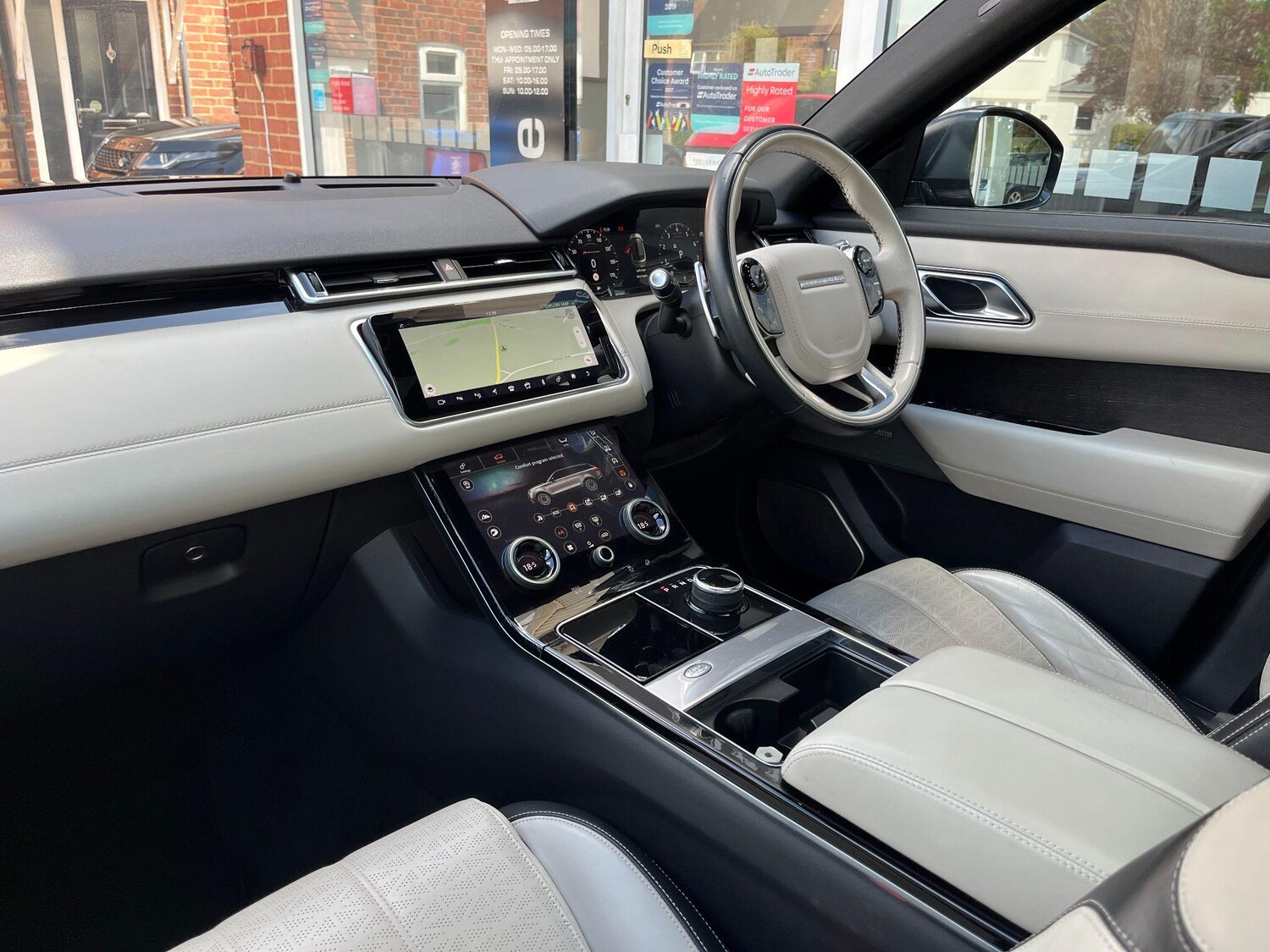 Used Land Rover Range Rover Velar for sale - 77599017: Photo 10