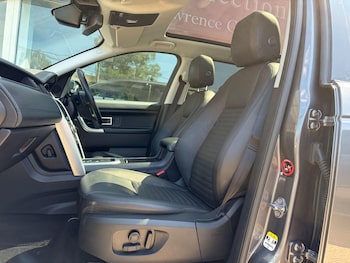Used Land Rover Discovery Sport 2019 for sale - 79388610: Photo
