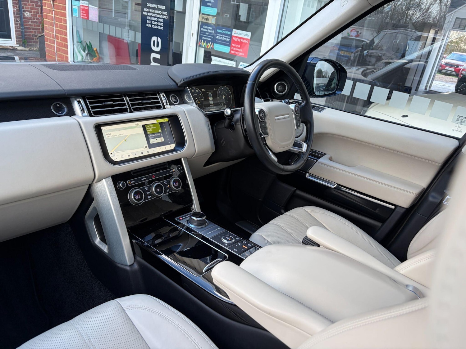 Used Land Rover Range Rover 2017 for sale - 76965158: Photo 10