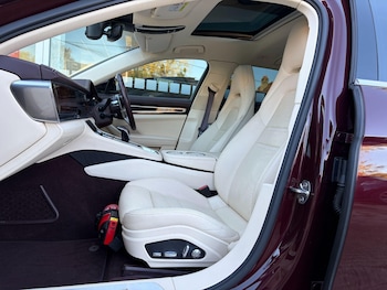 Used Porsche Panamera 2018 for sale - 76371477: Photo