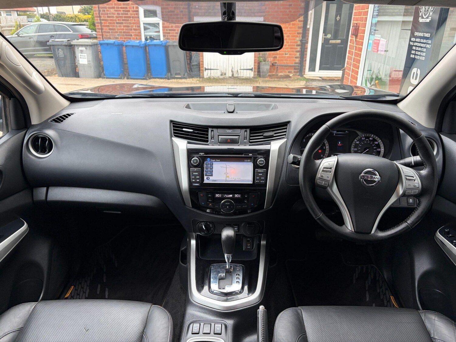 Used Nissan Navara 2018 for sale - 77882967: Photo 9