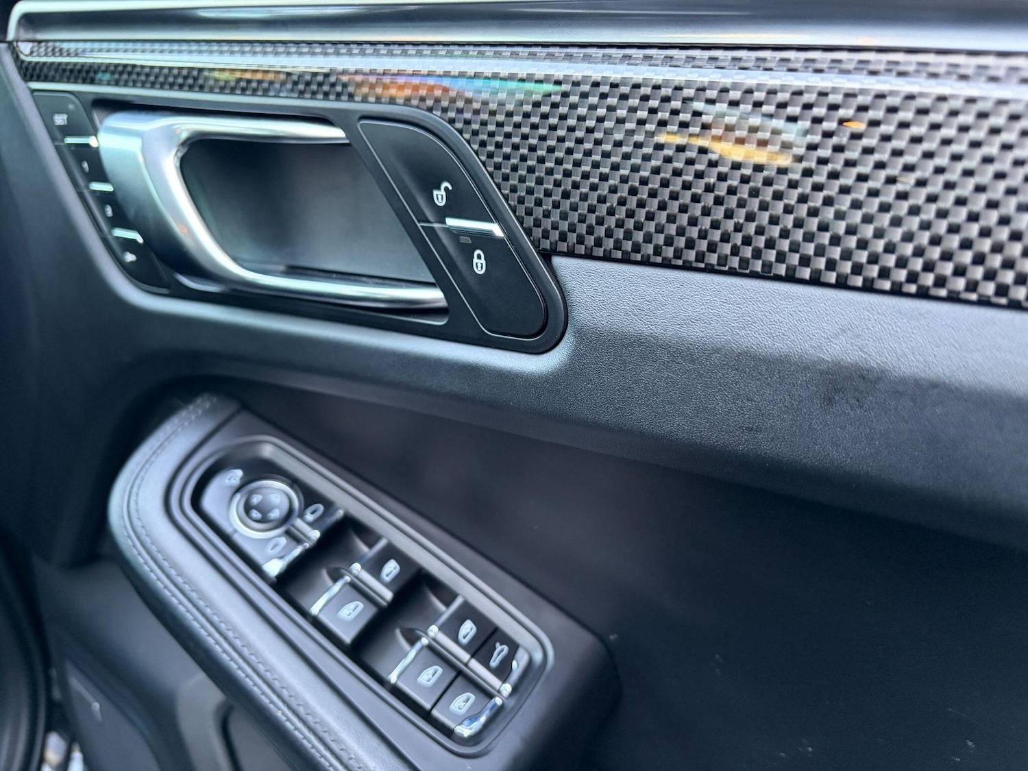 Used Porsche Macan 2016 for sale - 77255008: Photo 25