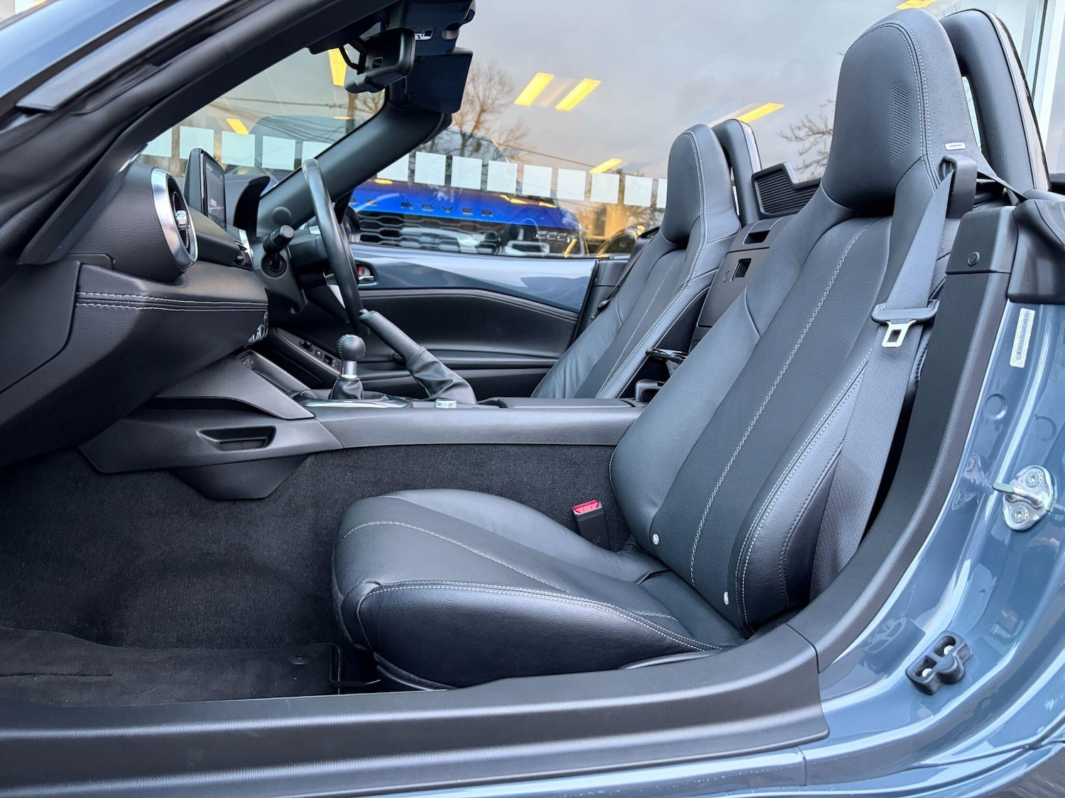 Used Mazda MX-5 2022 for sale - 76700620: Photo 2