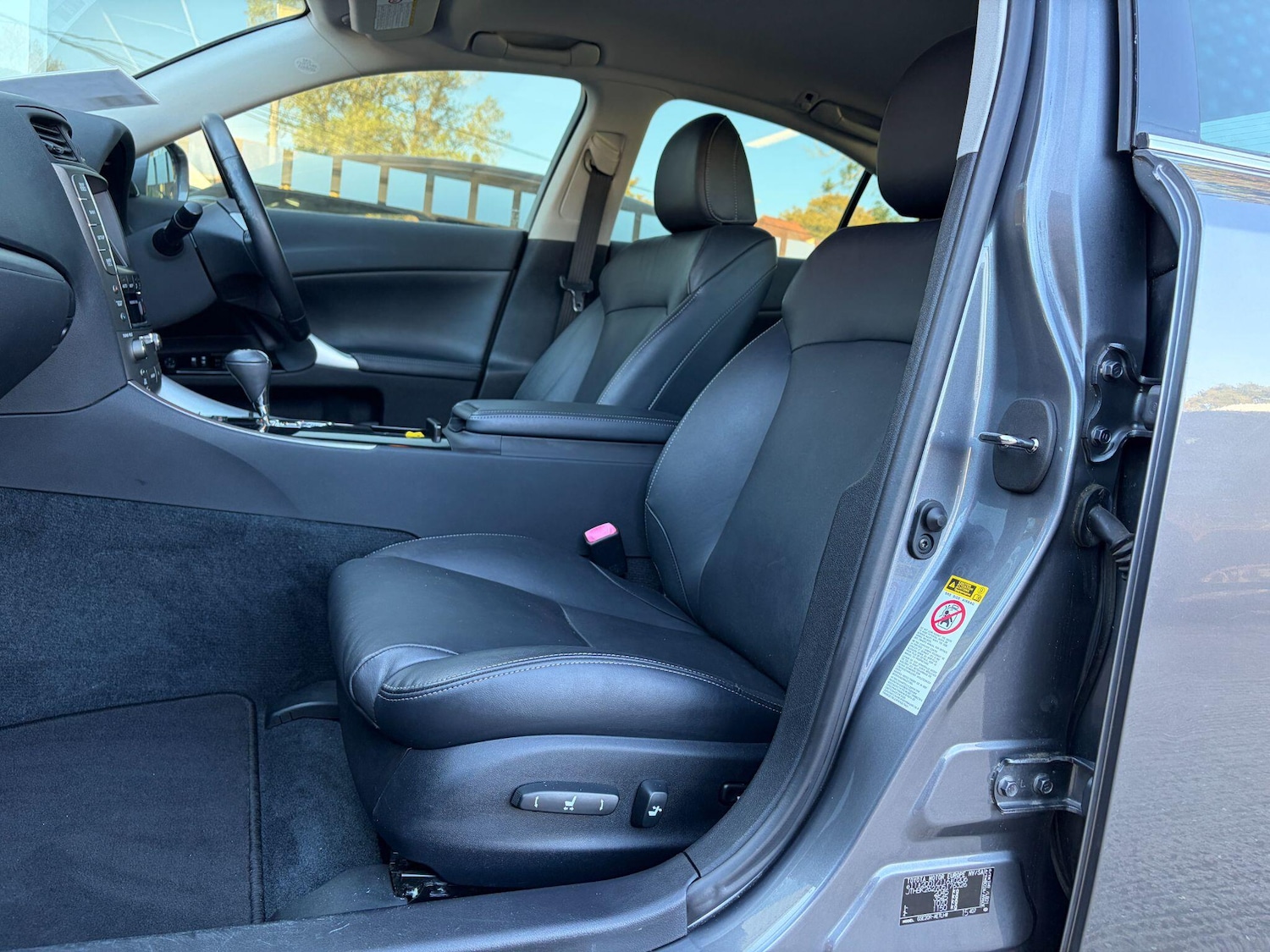 Used Lexus IS 2012 for sale - 76189219: Photo 2