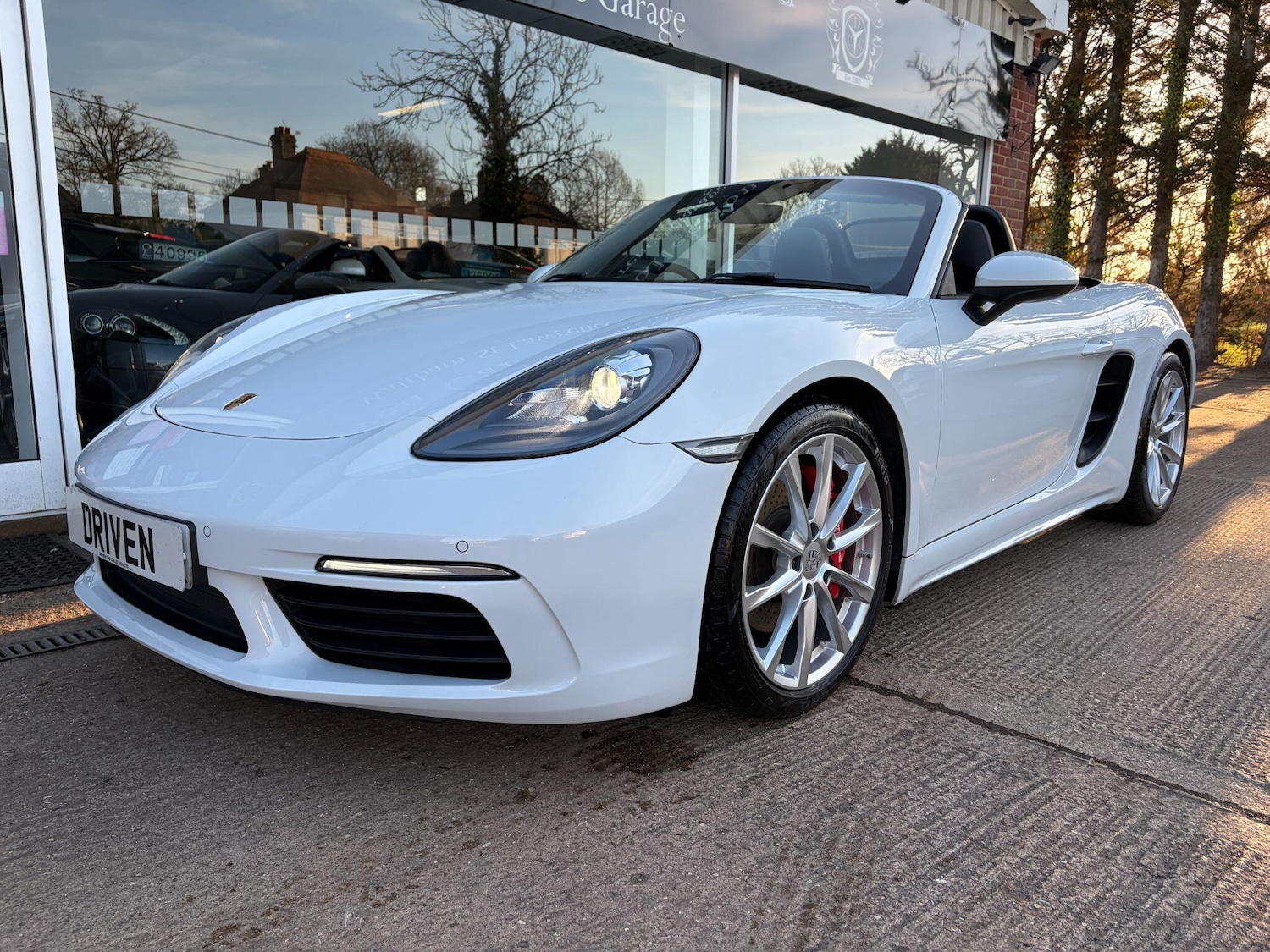 Used Porsche 718 Boxster for sale - 77672050: Photo 4