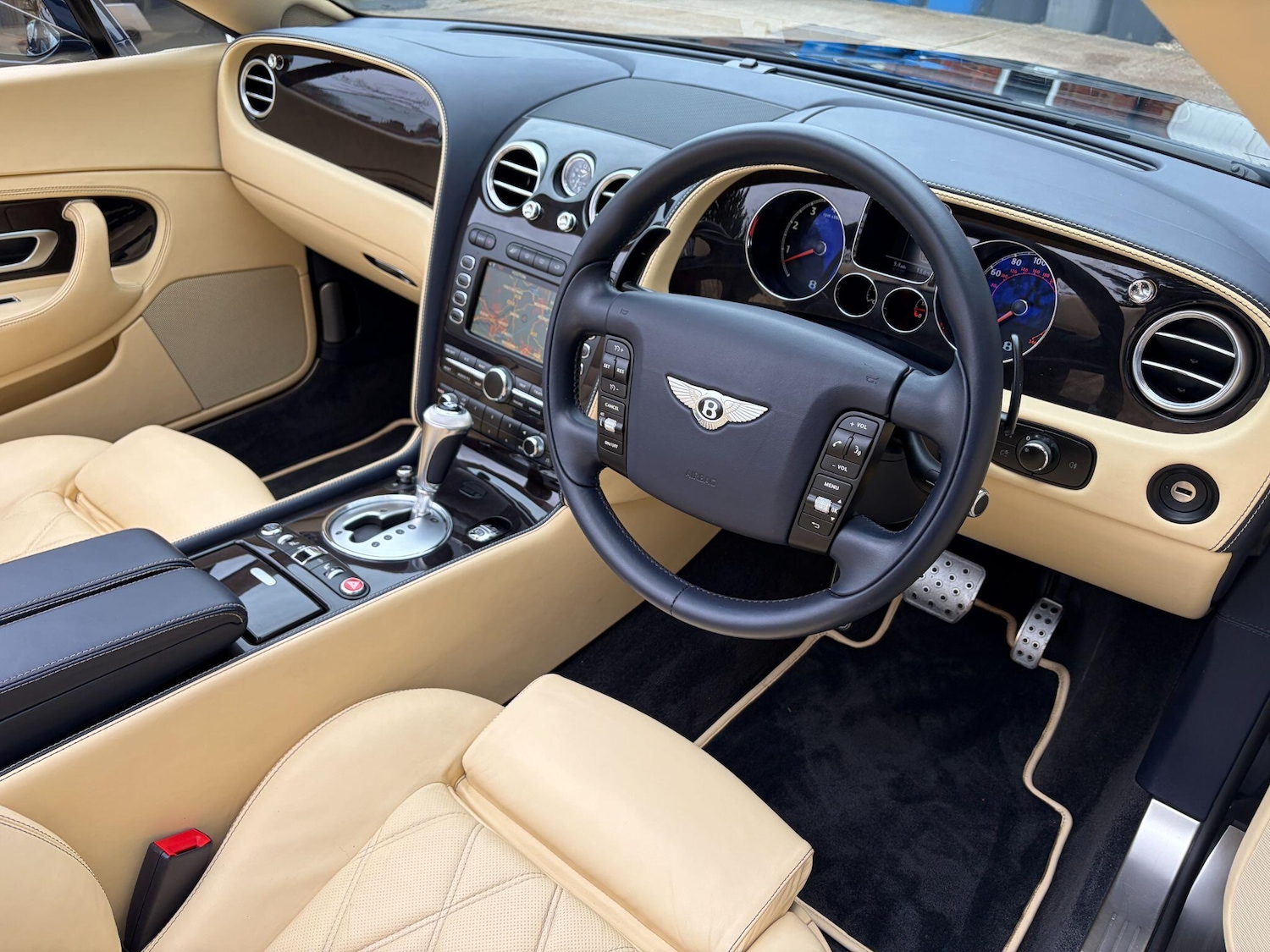 Used Bentley Continental 2010 for sale - 76866270: Photo 8