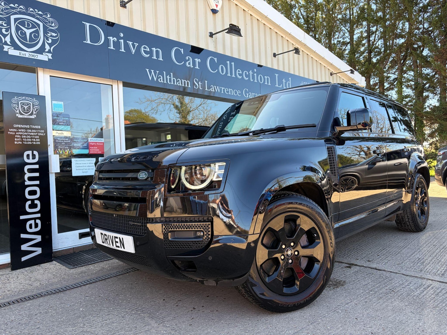 Used Land Rover Defender 2022 for sale - 78156937: Photo 1