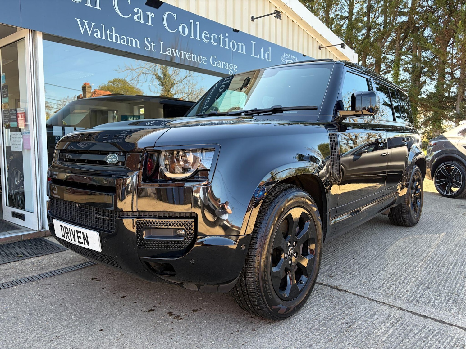 Used Land Rover Defender 2022 for sale - 78156937: Photo 4