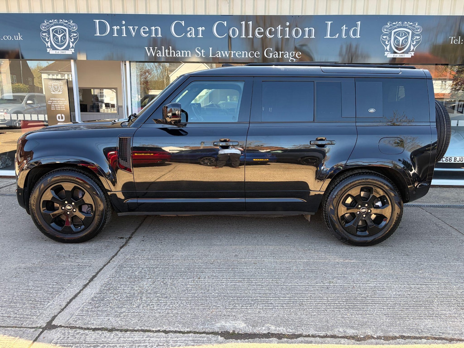 Used Land Rover Defender 2022 for sale - 78156937: Photo 5