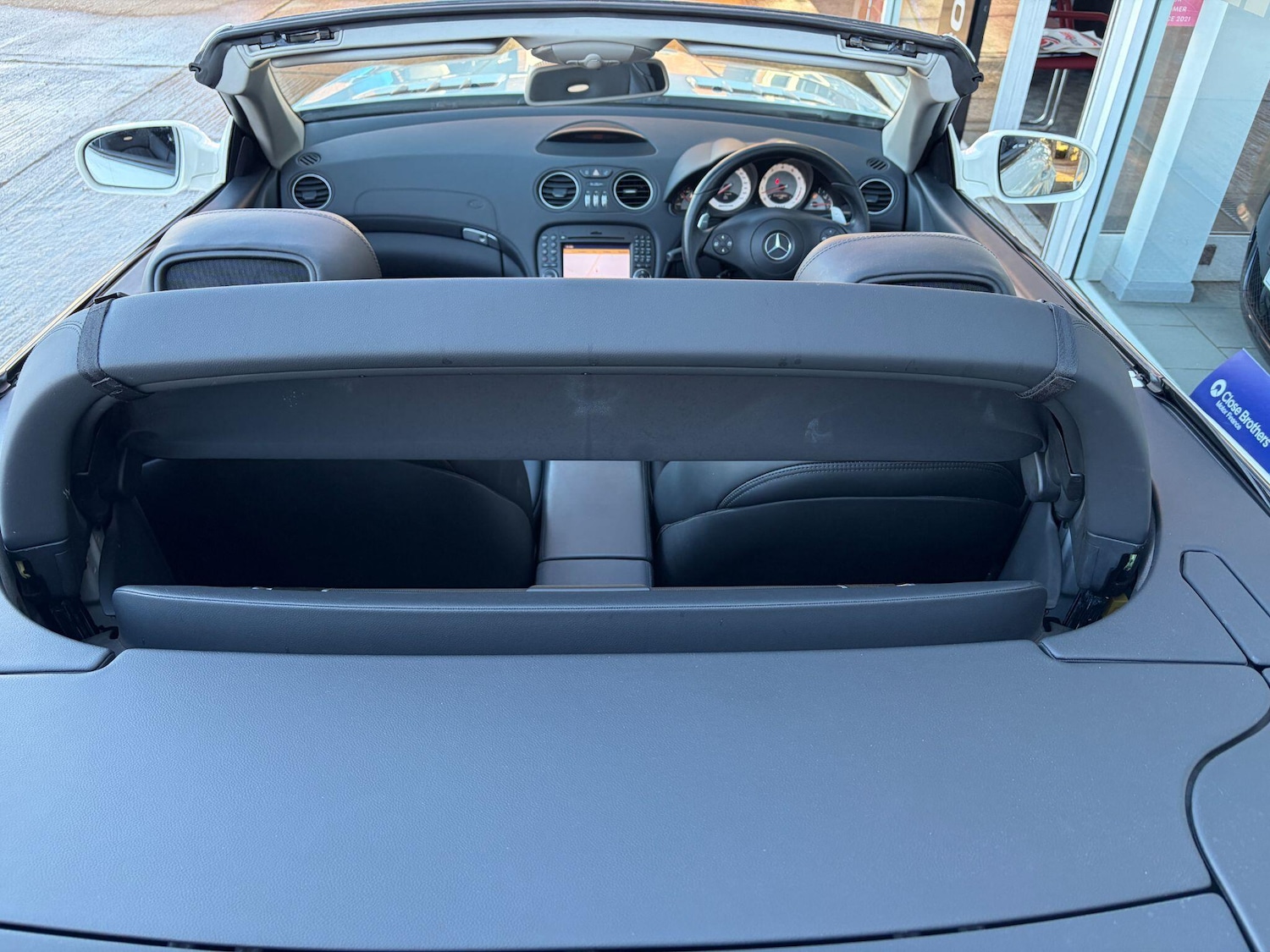 Used Mercedes-Benz SL 2011 for sale - 77131357: Photo 12