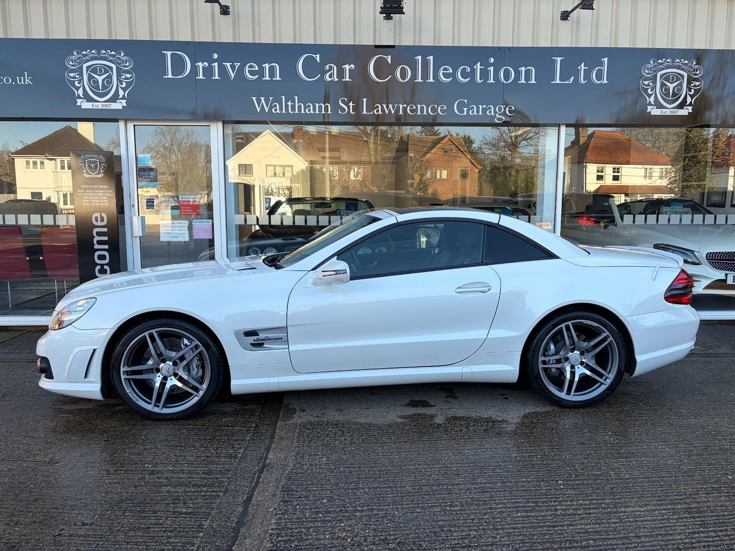 Used Mercedes-Benz SL 2011 for sale - 77131357: Photo 6