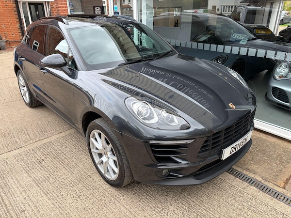 Used Porsche Macan 2017 for sale - 76213994: Photo 31
