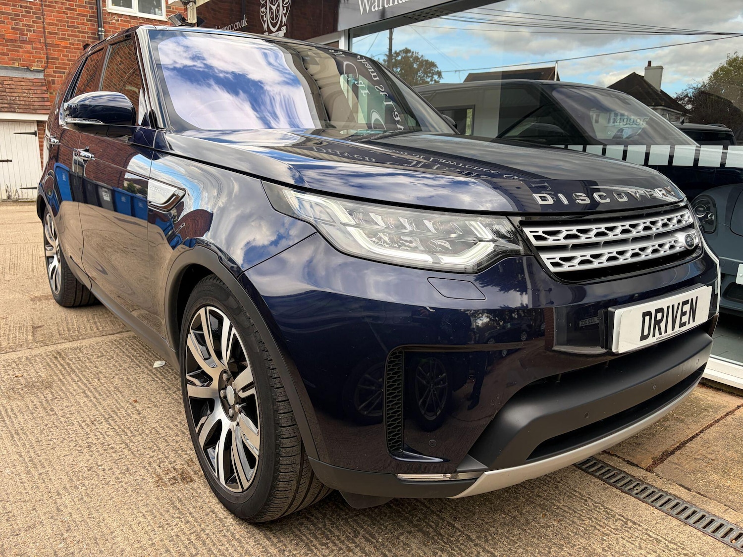 Used Land Rover Discovery 2018 for sale - 76349780: Photo 18