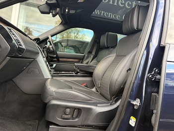 Used Land Rover Discovery 2018 for sale - 76349780: Photo
