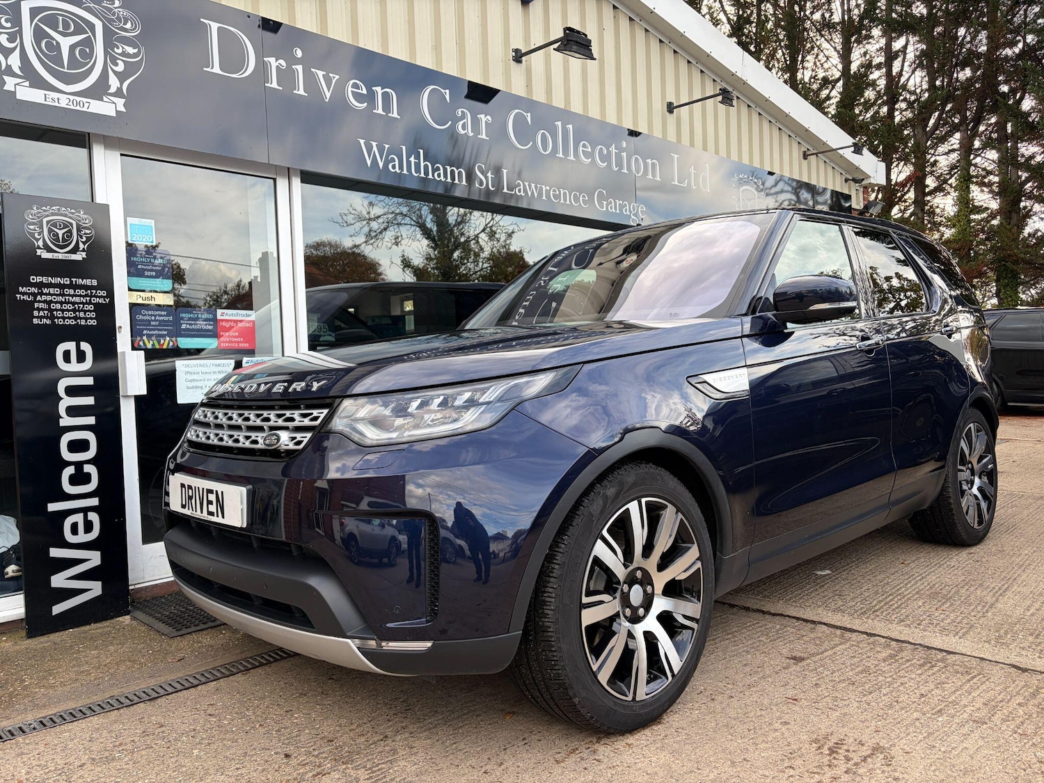 Used Land Rover Discovery 2018 for sale - 76349780: Photo 4