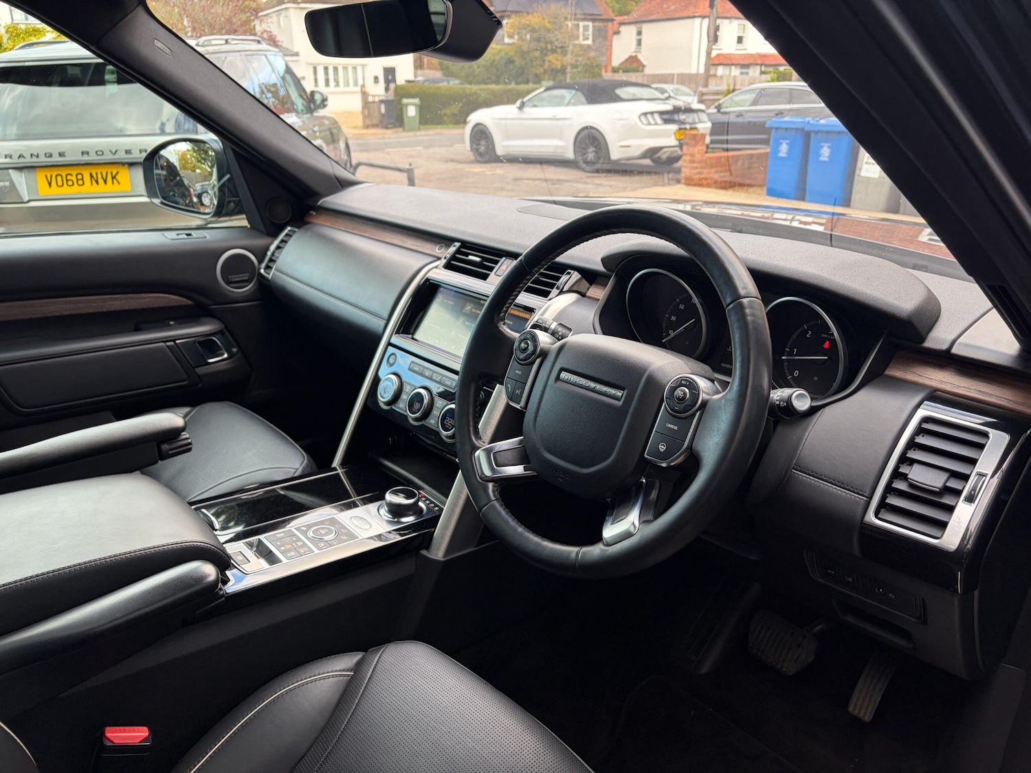 Used Land Rover Discovery 2018 for sale - 76349780: Photo 8