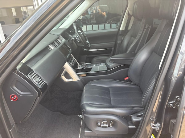 Used Land Rover Range Rover 2017 for sale - 75658528: Photo 2