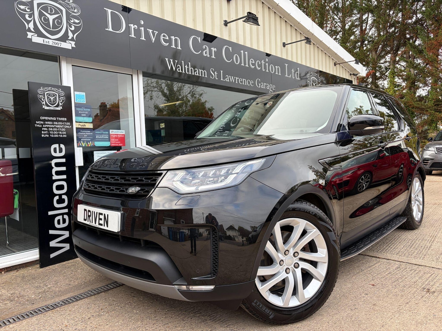 Used Land Rover Discovery 2018 for sale - 76314542: Photo 1