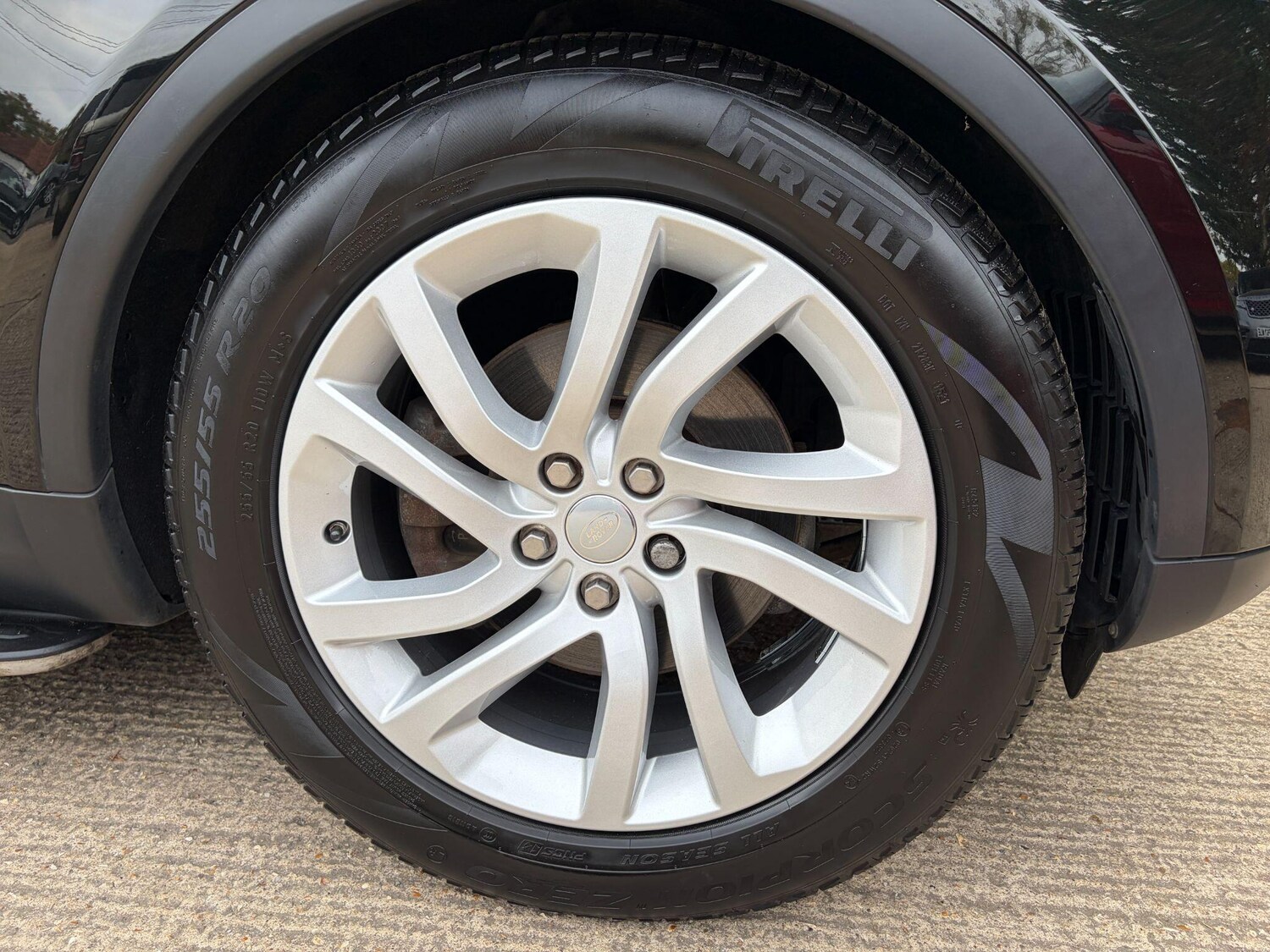 Used Land Rover Discovery 2018 for sale - 76314542: Photo 20