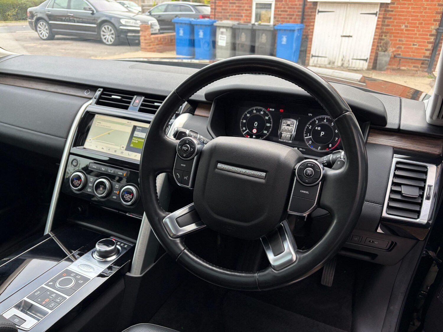 Used Land Rover Discovery 2018 for sale - 76314542: Photo 23