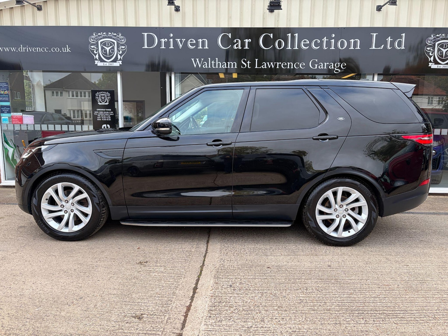 Used Land Rover Discovery 2018 for sale - 76314542: Photo 5
