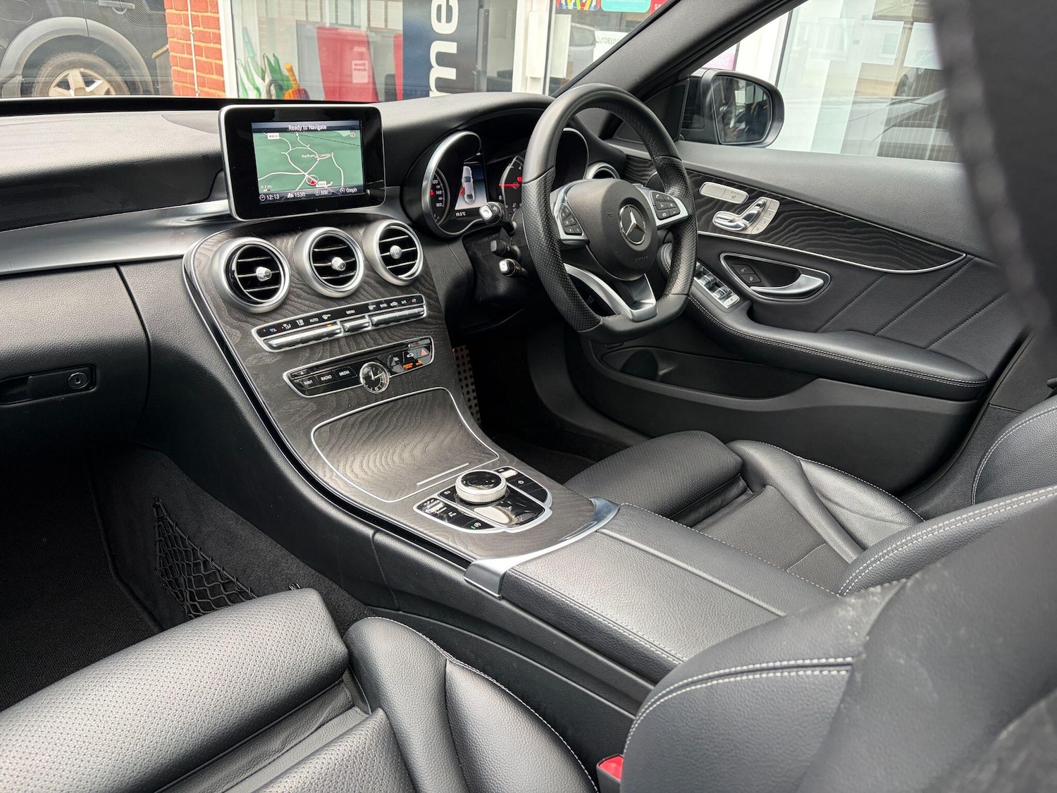 Used Mercedes-Benz C Class 2017 for sale - 76886924: Photo 10