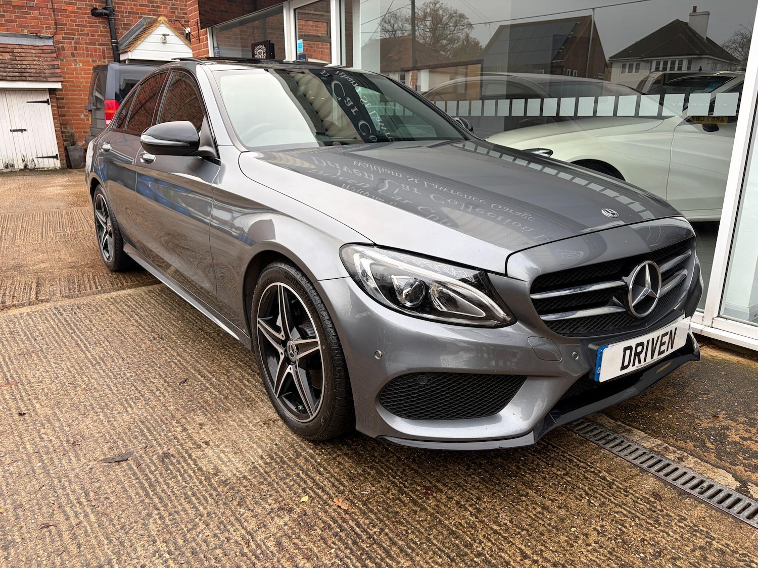 Used Mercedes-Benz C Class 2017 for sale - 76886924: Photo 17