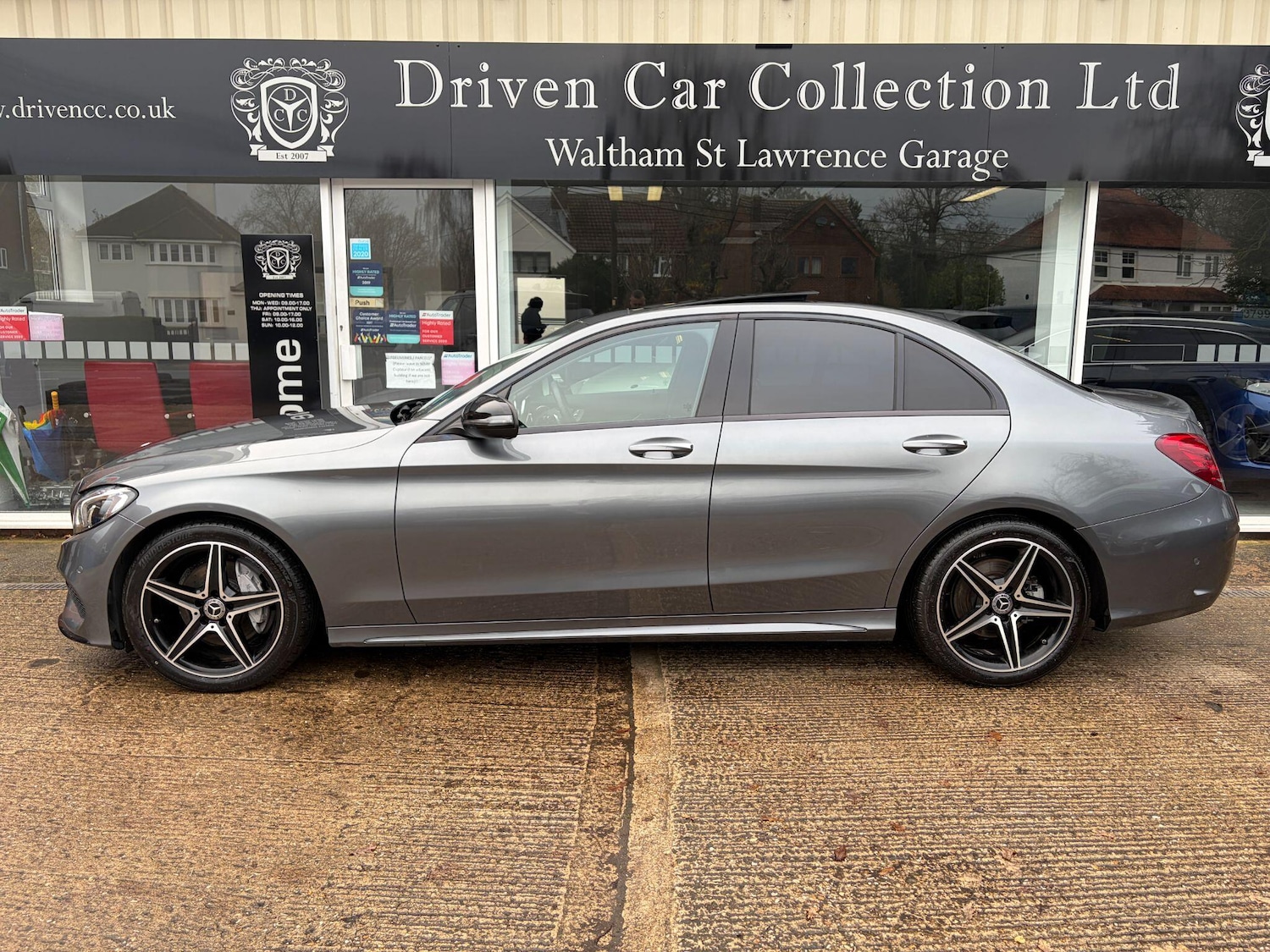 Used Mercedes-Benz C Class 2017 for sale - 76886924: Photo 5