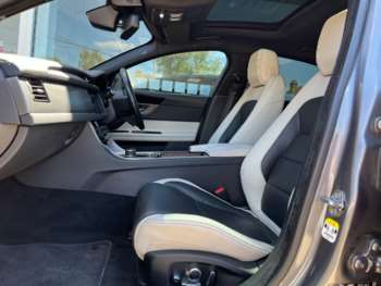 Used Jaguar XF 2017 for sale - 75186449: Photo
