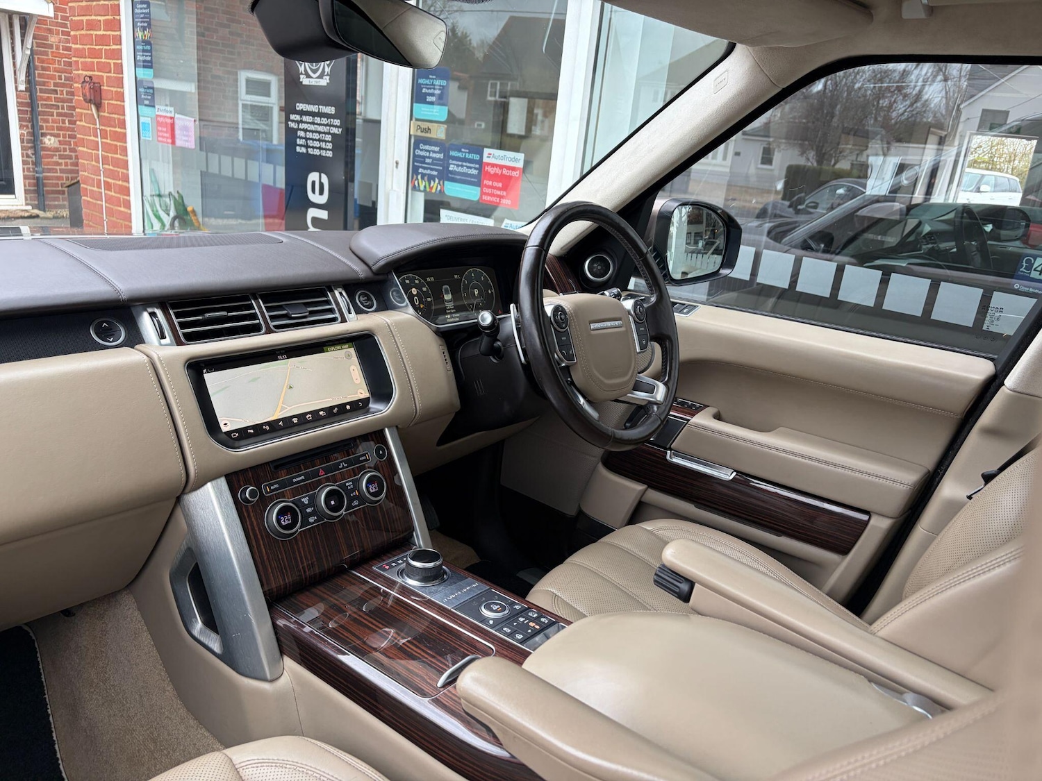 Used Land Rover Range Rover 2017 for sale - 77909305: Photo 10