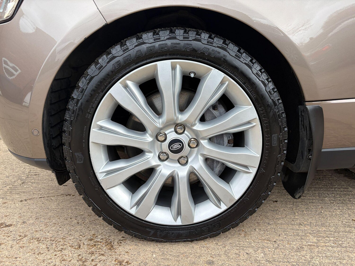 Used Land Rover Range Rover 2017 for sale - 77909305: Photo 20