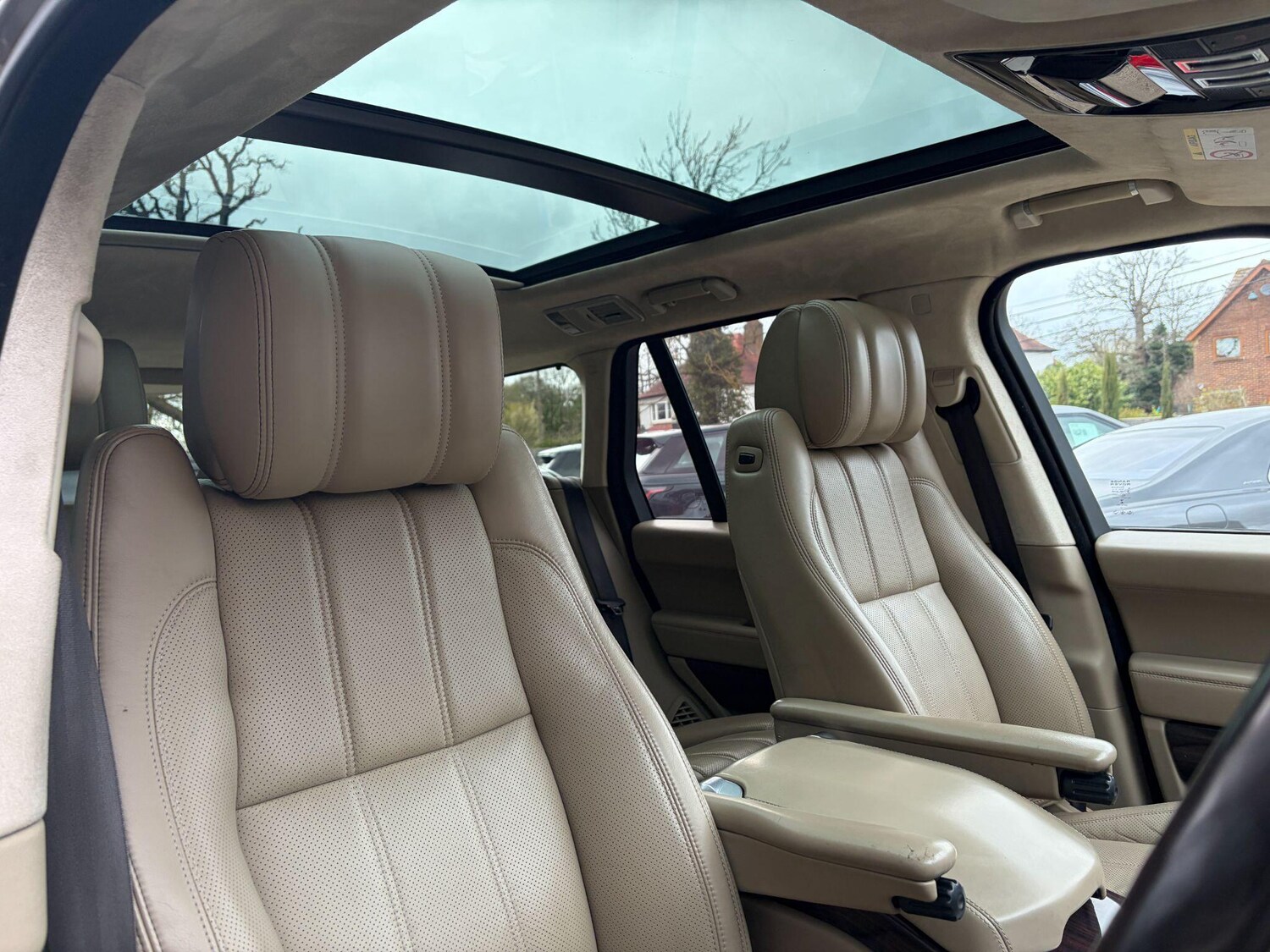 Used Land Rover Range Rover 2017 for sale - 77909305: Photo 25