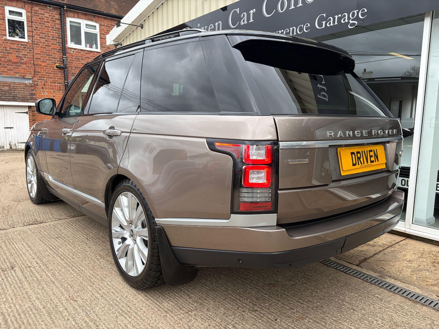 Used Land Rover Range Rover 2017 for sale - 77909305: Photo 6
