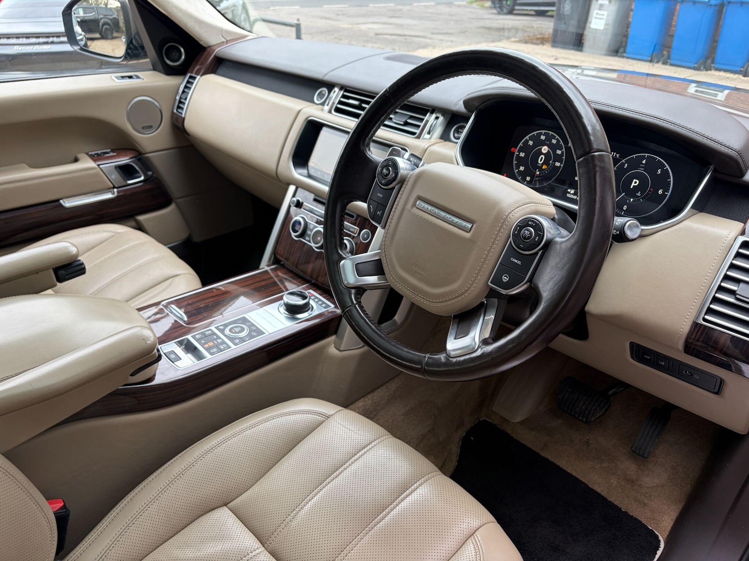 Used Land Rover Range Rover 2017 for sale - 77909305: Photo 8