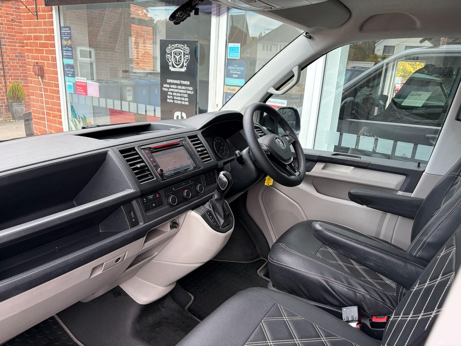 Used Volkswagen Transporter 2019 for sale - 76742891: Photo 9