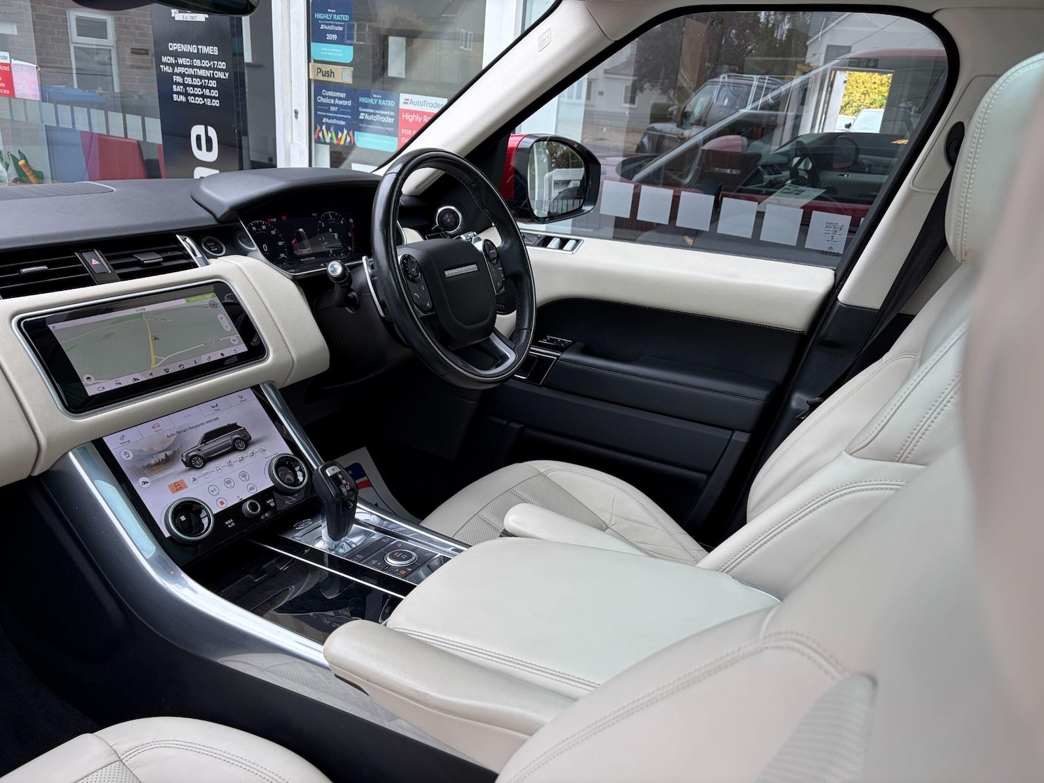 Used Land Rover Range Rover Sport 2018 for sale - 76238687: Photo 10