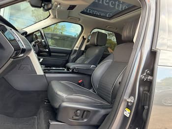 Used Land Rover Discovery 2017 for sale - 79874064: Photo